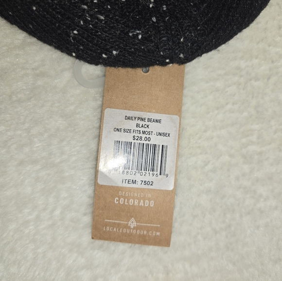 Locale Outdoor Daily Pine Beanie O/S Fits Most Unisex Black NWT - Picture 3 of 3